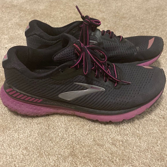 Brooks Adrenaline 20 Running Shoes Black Purple Womens Size 9.5 - Picture 1 of 9
